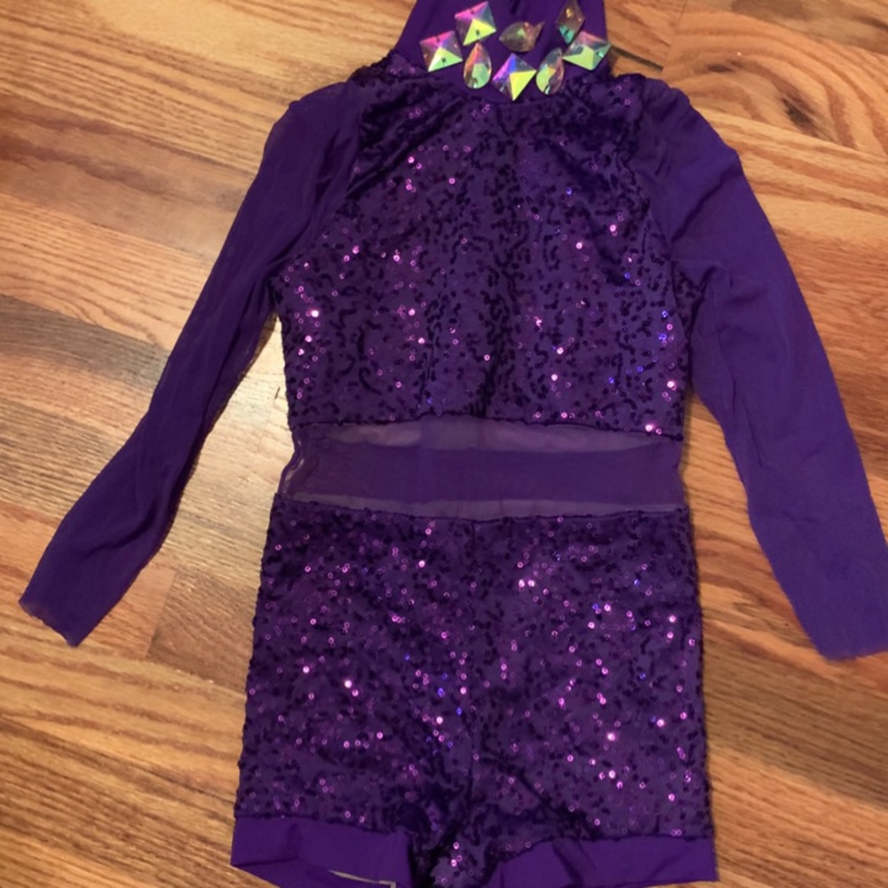 Acro costume